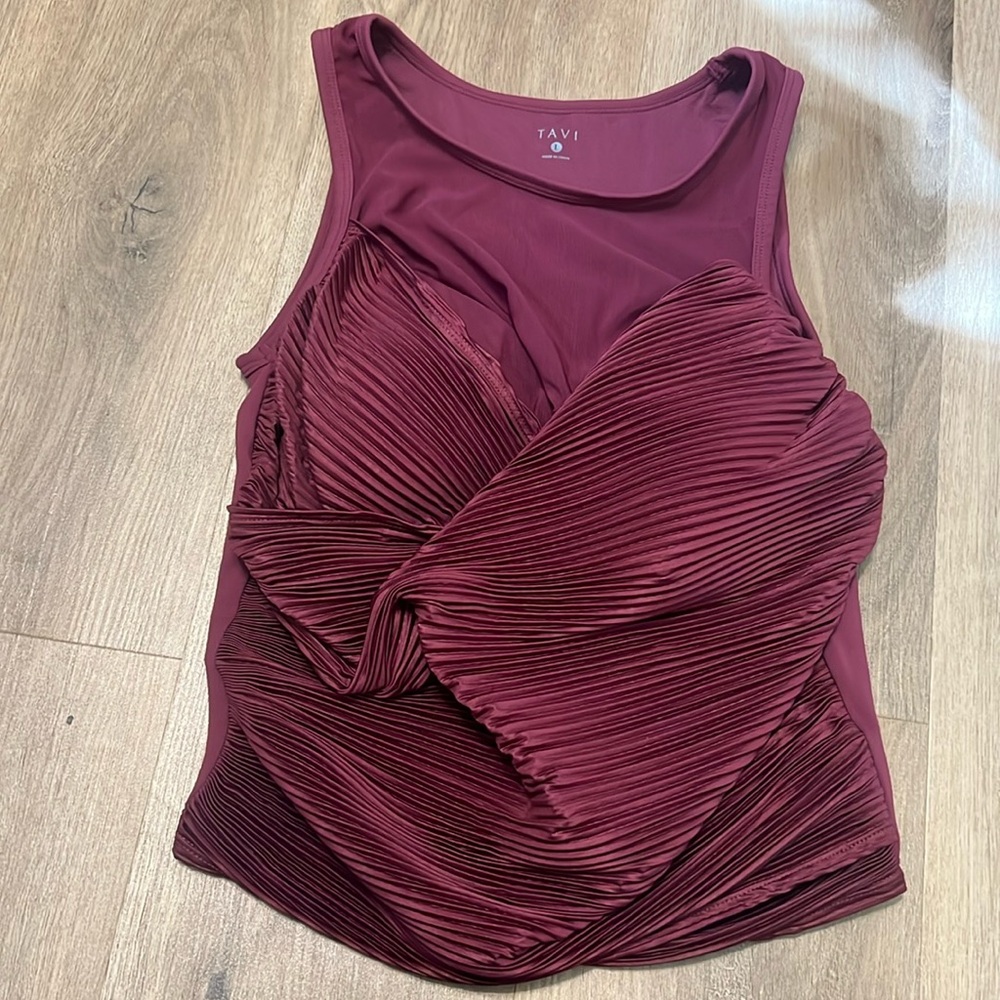 TAVI Pleated Built In Bra Tank Top